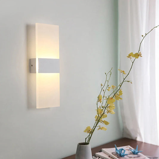 Beuaty Home- GlowTouch Wall Light