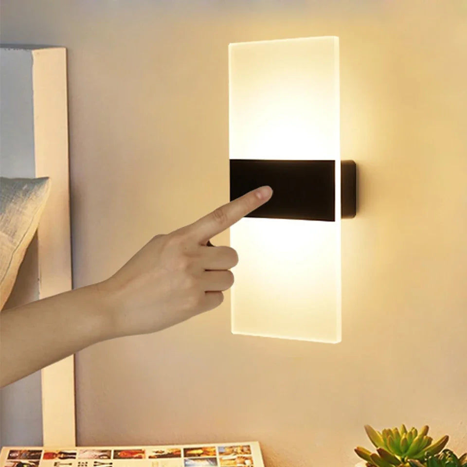 Beuaty Home- GlowTouch Wall Light